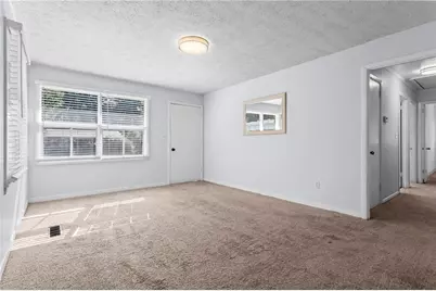 2560 Walton Way SW, Marietta, GA 30060 - Photo 6