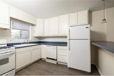 346 Carpenter Drive #88, Sandy Springs, GA 30328 - Photo 4