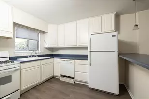 346 Carpenter Dr, Sandy Springs, GA 30328 - Photo 4