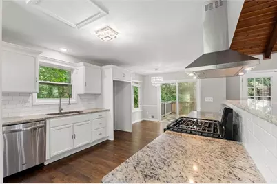 2866 Lexington Trace, Marietta, GA 30062 - Photo 10