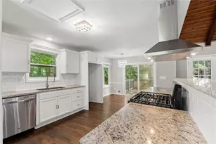 2866 Lexington Trce, Marietta, GA 30062 - Photo 10