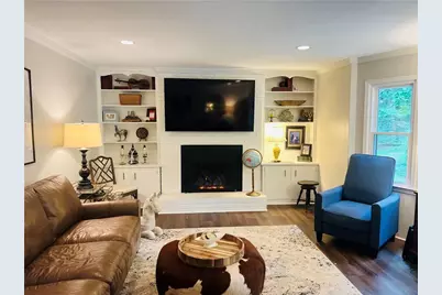 5434 Dunwoody Court, Dunwoody, GA 30338 - Photo 2