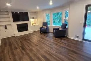 5434 Dunwoody Knoll Ct, Dunwoody, GA 30338 - Photo 4