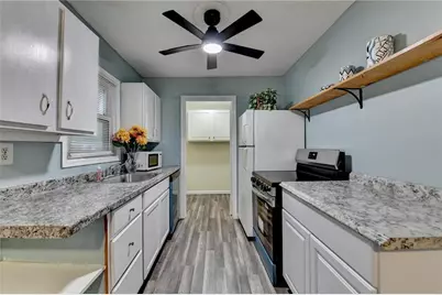 103 Dogwood Ln #B, Auburn, GA 30011 - Photo 14