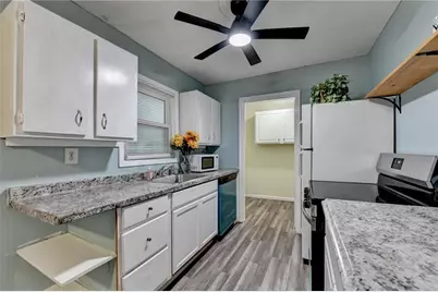 103 Dogwood Ln #B, Auburn, GA 30011 - Photo 12
