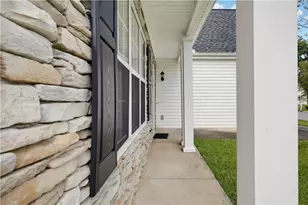 2545 Lake Royale Dr, Riverdale, GA 30296 - Photo 4