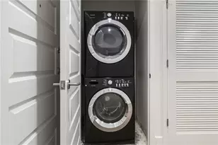 1080 Peachtree St NE, Atlanta, GA 30309 - Photo 20