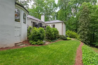 4189 Harrogate Drive NW, Atlanta, GA 30327 - Photo 34