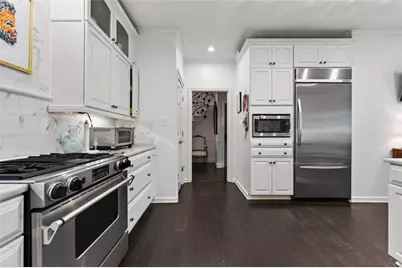2525 Peachtree Road NE #25, Atlanta, GA 30305 - Photo 16