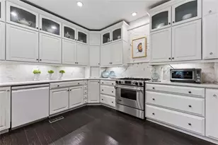2525 Peachtree Rd NE, Atlanta, GA 30305 - Photo 14