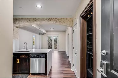 2255 Peachtree Road NE #522, Atlanta, GA 30309 - Photo 8