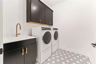 604 Silva St, Cumming, GA 30040 - Photo 68
