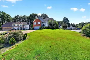 1320 Camden Pl, Lawrenceville, GA 30043 - Photo 4