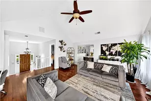 1320 Camden Pl, Lawrenceville, GA 30043 - Photo 12