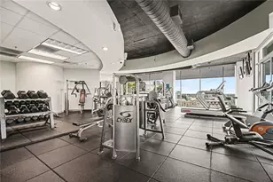 250 Pharr Rd NE, Atlanta, GA 30305 - Photo 30