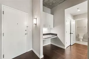 250 Pharr Rd NE, Atlanta, GA 30305 - Photo 26