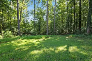 1255 Lake Charles Dr, Roswell, GA 30075 - Photo 32