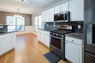 4267 Riviere Point, Gainesville, GA 30507 - Photo 18