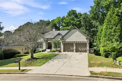 520 Chestnut Walk, Canton, GA 30114 - Photo 2