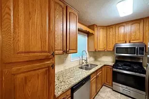 1414 Sycamore Dr NW, Kennesaw, GA 30152 - Photo 10