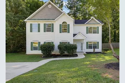 4060 Robin Circle, College Park, GA 30349 - Photo 1