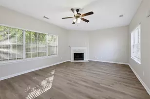 4060 Robin Cir, College Park, GA 30349 - Photo 6
