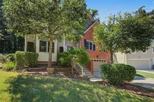 820 Kenley Walk, Roswell, GA 30076 - Photo 2