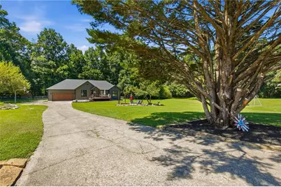 2010 Tomahawk Lane, Cumming, GA 30028 - Photo 6