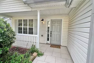 417 Hillcrest Common, Canton, GA 30115 - Photo 4