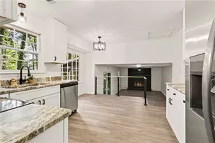 1915 Lisa Ln, Riverdale, GA 30296 - Photo 16