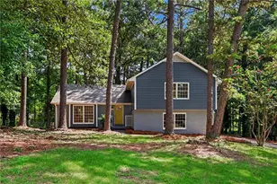1915 Lisa Ln, Riverdale, GA 30296 - Photo 6