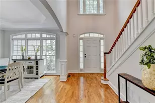 455 Hillcrest View Dr, Suwanee, GA 30024 - Photo 4