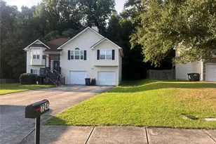 7247 Cedar Forest Dr, Douglasville, GA 30134 - Photo 2