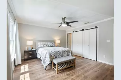 81 Mount Vernon Circle, Sandy Springs, GA 30338 - Photo 18