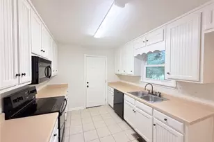 1784 Deer Ct NW, Monroe, GA 30656 - Photo 2
