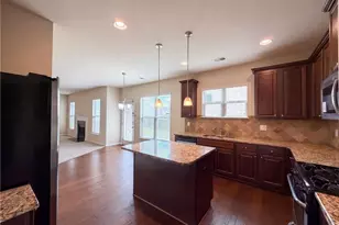 6543 Chason Woods Ct, Jonesboro, GA 30238 - Photo 2