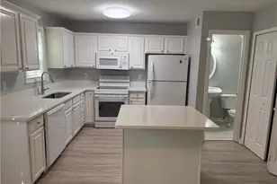 910 Summer Pl, Norcross, GA 30071 - Photo 2