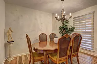 457 Castleaire Dr, Stone Mountain, GA 30087 - Photo 8