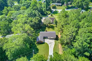 1691 Bentwood Dr SW, Lilburn, GA 30047 - Photo 48