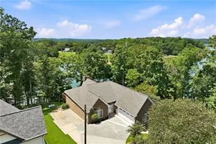 3347 Cove Overlook Dr, Gainesville, GA 30501 - Photo 6