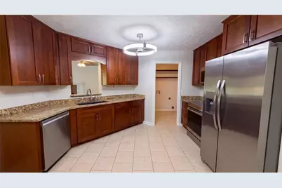 567 Deadwood Trail, Locust Grove, GA 30248 - Photo 2