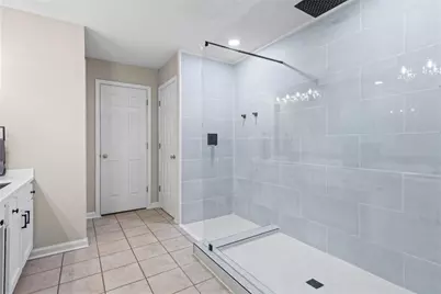 1335 Lyndhurst Way, Roswell, GA 30075 - Photo 36