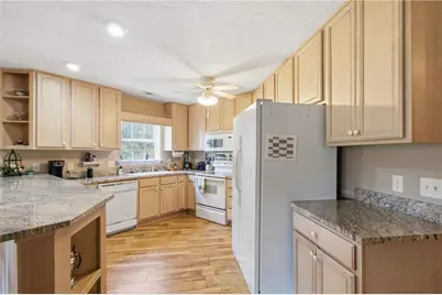 300 Ginger Creek  #307, Clayton, GA 30525 - Photo 14