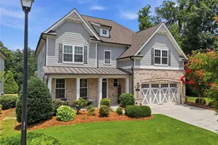 7110 Sailaway Dr, Flowery Branch, GA 30542 - Photo 2
