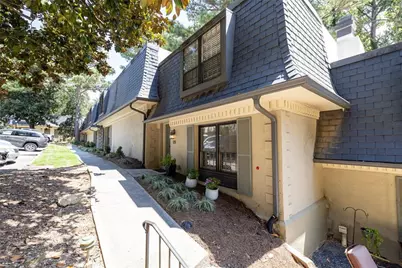 135 Woodmere Square NW, Atlanta, GA 30327 - Photo 50