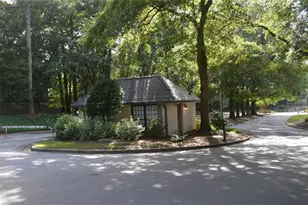 135 Woodmere Square NW, Atlanta, GA 30327 - Photo 56