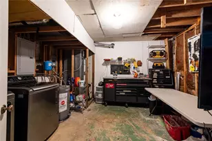 135 Woodmere Square NW, Atlanta, GA 30327 - Photo 40