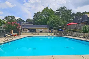 135 Woodmere Square NW, Atlanta, GA 30327 - Photo 88