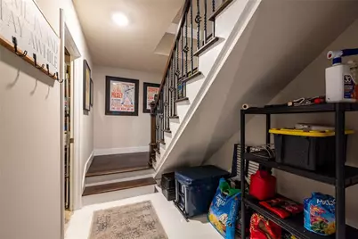 135 Woodmere Square NW, Atlanta, GA 30327 - Photo 38