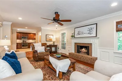 4519 Lashley Court NE, Marietta, GA 30068 - Photo 8